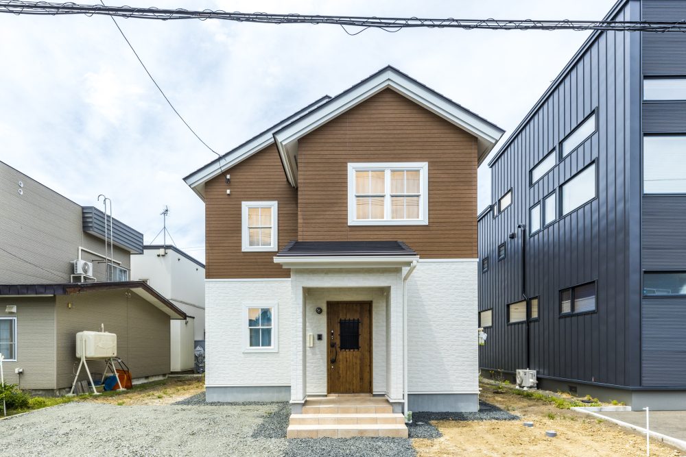 【狭小地の有効活用】インターデコハウス in 松本市庄内