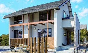 【アウトドアライフ始めませんか？】【松本市／島内／モデルハウス】庭でウッドデッキで土間リビングでアウトドアを楽しむ暮らし