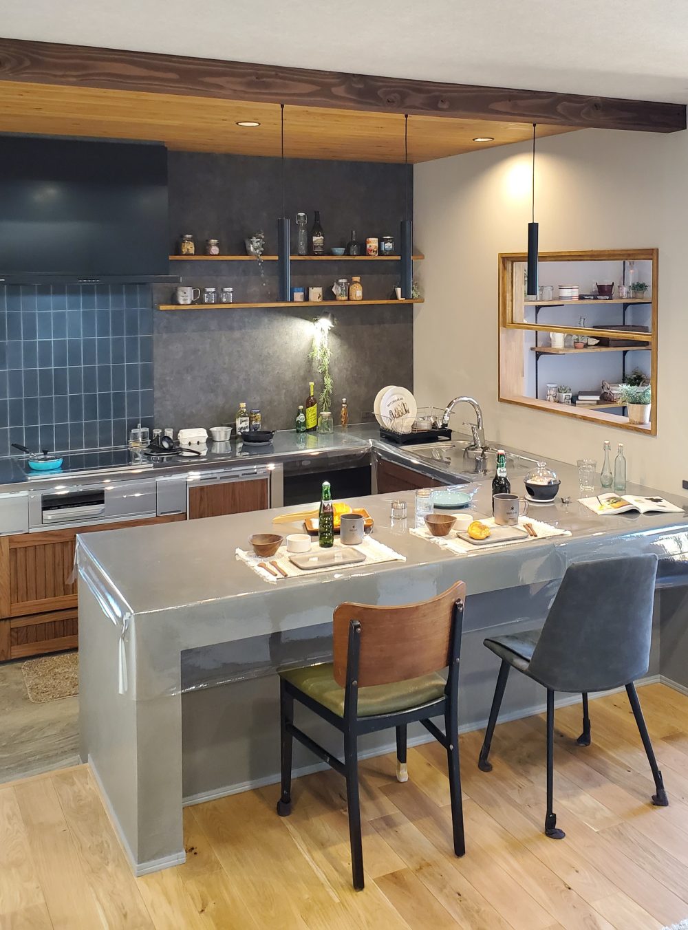 隠れ家カフェでインナーガレージのある暮らし グランドOPEN in 松本市笹賀